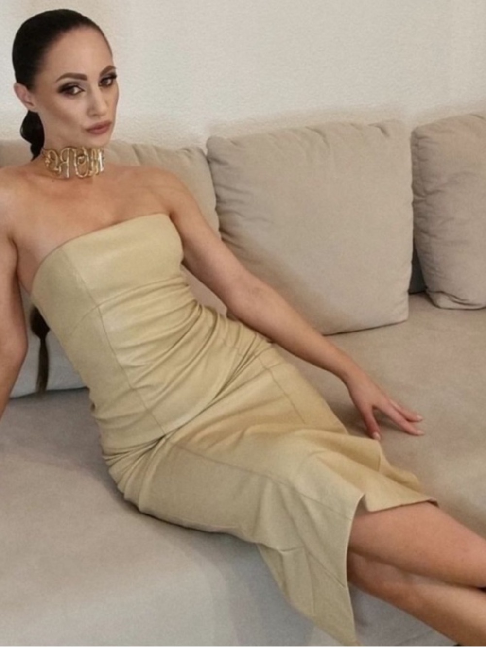 Zara faux leather strapless 
BLOGGERS FAVORITE
 Cream Midi Dress Size M NWOT - Picture 15 of 15